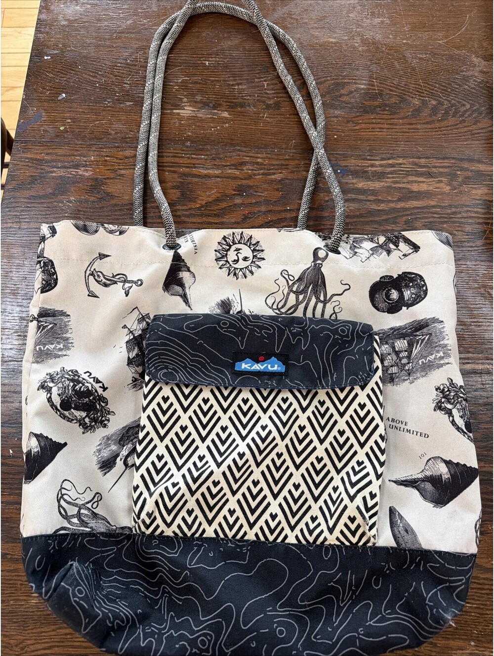 Kavu Rope Market Bag Black & Beige Mixed Print Nautical Ships Octopus Sun